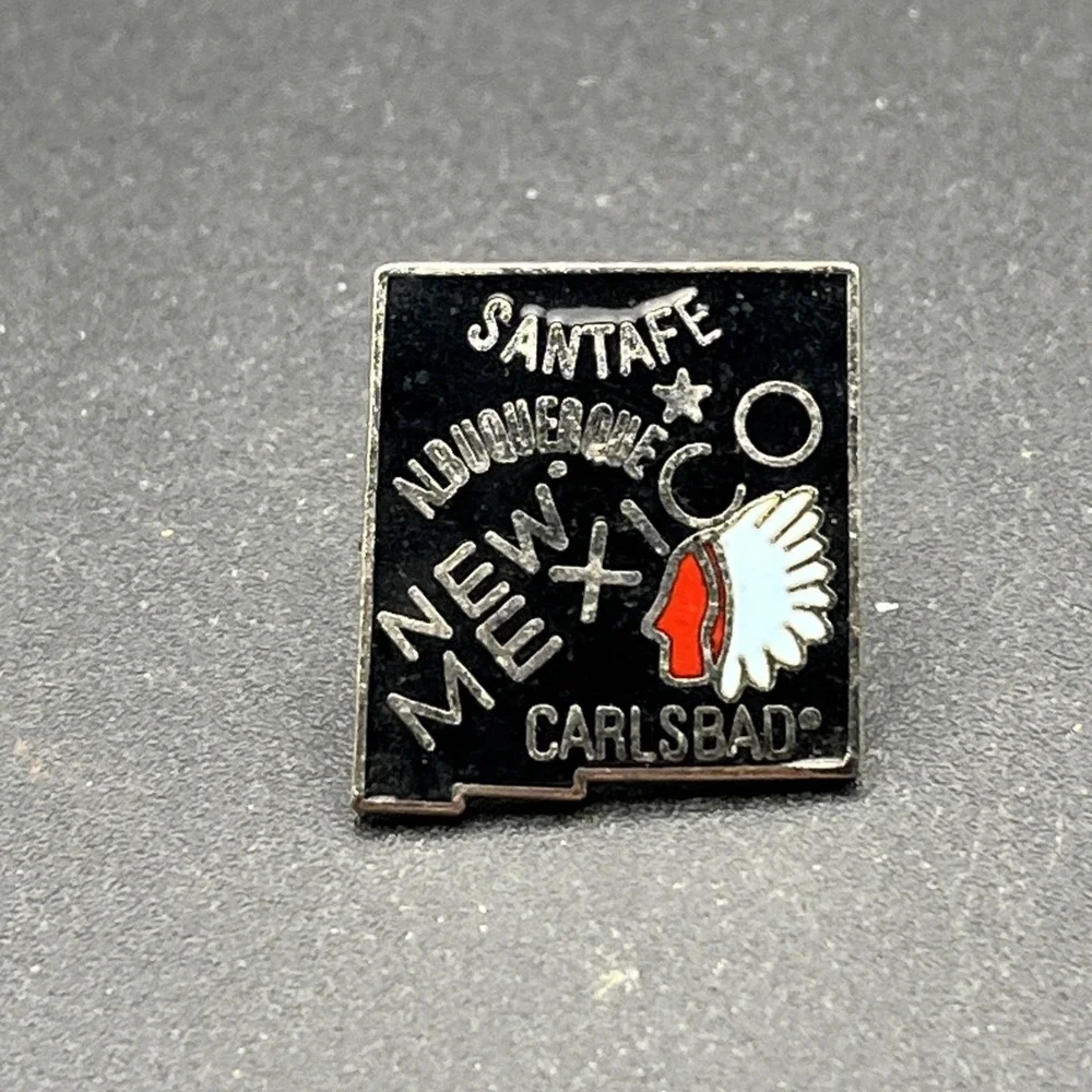 New Mexico State Outline Santa Fe United‎ States Of America Lapel Hat Pin